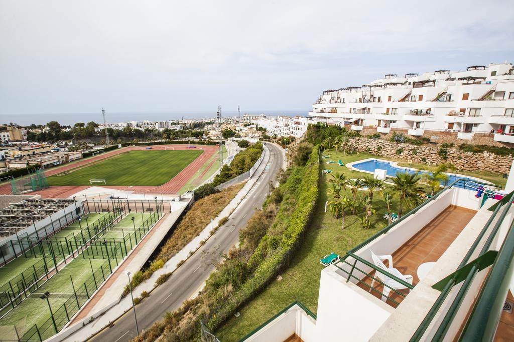 Apartamentos Turisticos Resort De Nerja Exterior photo